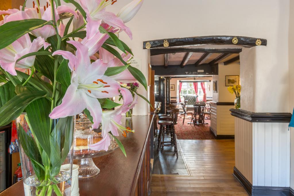 The Cross Keys Inn تيباي المظهر الخارجي الصورة